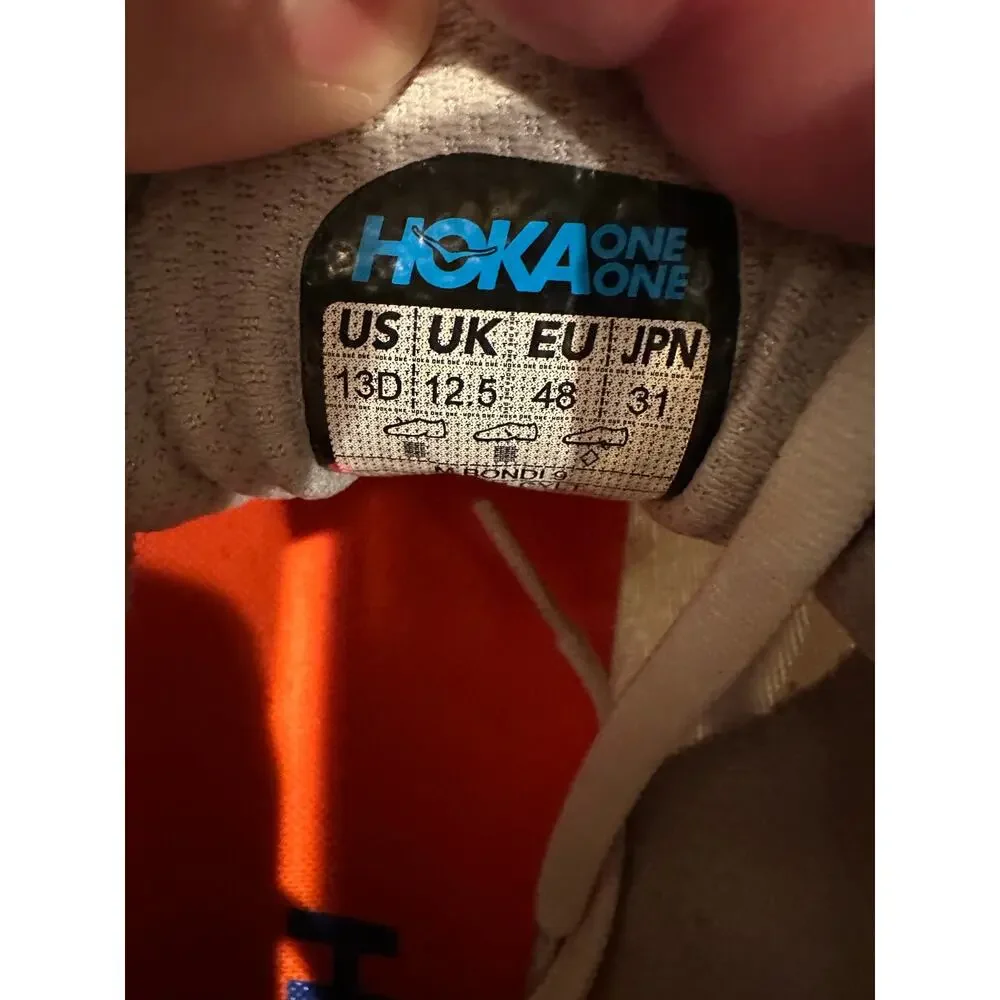 Hoka Bondi 9 sneakers